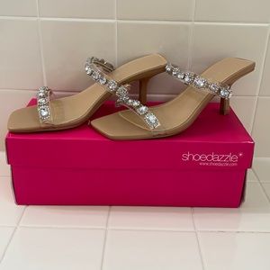 Shoedazzle Kitten Heel Slip-on Sandals